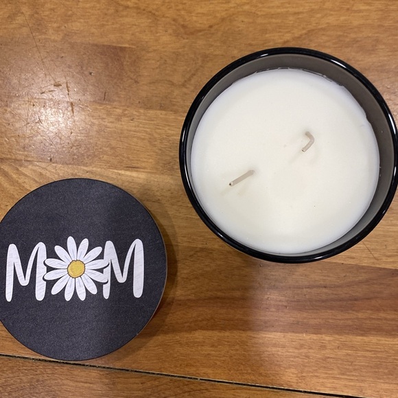 NWOT.  Sand + Fog, 12oz., jar candle. - Picture 6 of 11